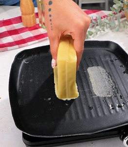 575K views · 1.9K reactions | These genius cheese hacks will melt your heart | 5-Minute Crafts Men | Facebook