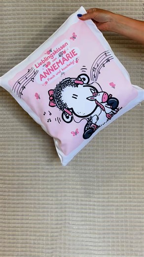 ✨ Neu bei sheepworld ✨ Unsere personalisierbaren Produkte – so einzigartig wie die, die sie bekommen 💖🎁 🌟 Einzigartig mit Namen & Design 🌟 Liebevoll gestaltet für viele Anlässe 🌟 Perfekt zum Verschenken und Freude machen 👉 Jetzt Lieblingsstück gestalten & Freude teilen! https://sheepworld.de/s/114 #sheepworld #neu #personalisierbar #geschenkideen #freude #kids | sheepworld