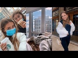CITY VLOG !! dinner, taking pics, everyday purse essentials + more!