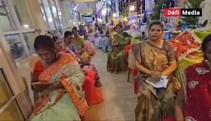 Des images au Shri Ram Hanuman Mandir à Tranquebar où le « Char Pahar ki Puja » a lieu. Les prières se poursuivront jusqu’au matin. Malgré l’alerte cyclonique de classe 3, des dévots y ont fait le déplacement pour participer à la grande nuit de Shiva. 🎥 Vidéo : Rajenee Panchoo | Defimedia.info