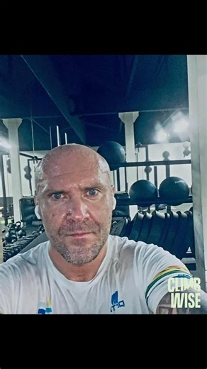 15 reactions | GPS ZGINIE. Telefon ZAMARZNIE. Zostanie tylko Mapa i...