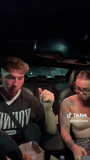 Insomnia Cookies Review: Trying Oatmeal Raisin, S'mores, and More!