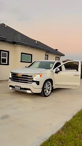 2022 Silverado high country 5.3 2wd | Hersa Motors Inc.
