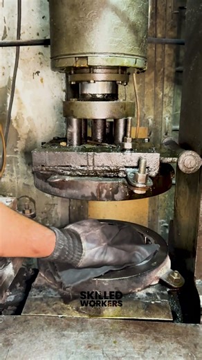 How High Quality Tires Are Made | Massive Scale Manufacturing Process