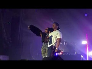 Ja rule & Ashanti - Mesmerize [LIVE]