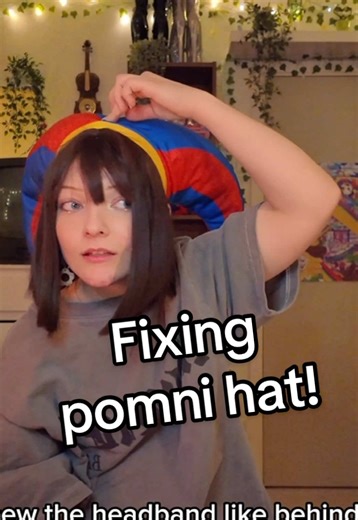 Complete Your Pomni Cosplay: Fixing the Hat
