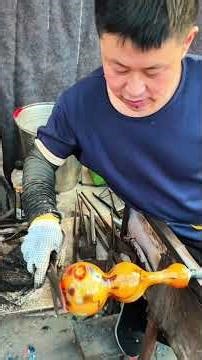 The process of making gourds: a remedy that lies between gravity and liquid.