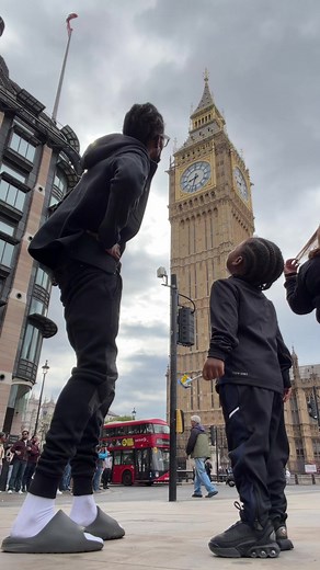 Stomping Around Big Ben: Dance Trend on London's Iconic Landmark