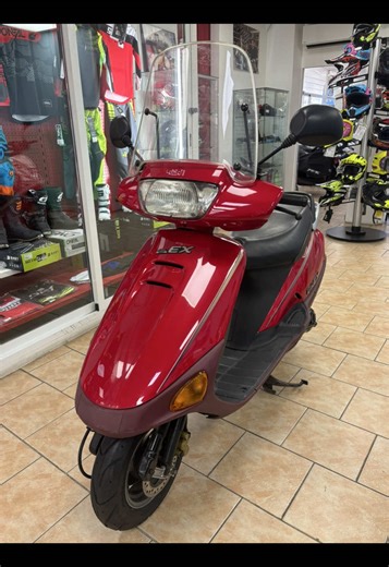 HONDA SJ 100 BALI EX 100cm3 2 temps 1200€ Occasion à saisir ! Entièrement révisé ! 10200 kilomètres En vente dès maintenant ! Rendez vous sur www.tof-motos-scoot.com ou en magasin au 43 rue Longpaon, 76160 Darnétal ou 02.35.08.27.99 #moto #rouen #Scoot #france #50cc