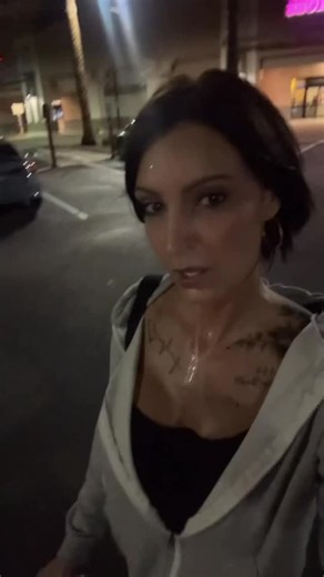 Kristy Poulos on Instagram: "Late night gym sweat 🖤…… that’s all"