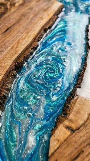 Epoxy River Desk – Stunning Wood & Resin Transformation 🌊🪵