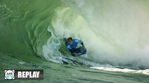 @lachlancramsie with a 7.33 in Heat 2 of Round 2. #sharkislandchallenge live now. | Riptide Bodyboarding