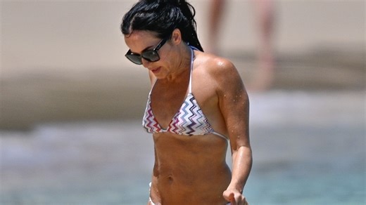 Andrea Corr, 51, has barely aged a day as shows off toned body in tiny bikini