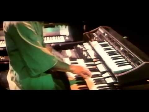 Genesis - I Know What I Like (Live 1976, HD 720p upscaled laserdisc footage)