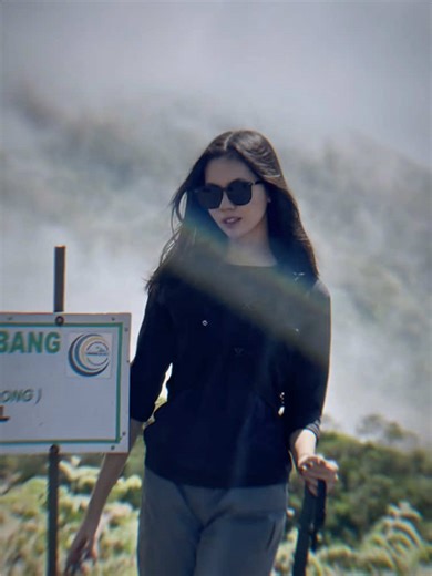 Pendaki Indonesia: Keindahan Hiking di Gunung