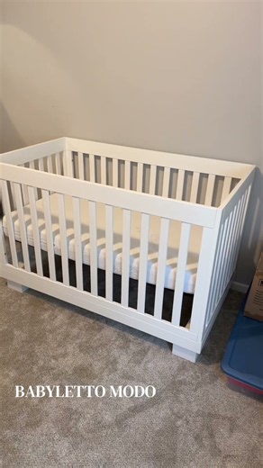 Nesting mode: activated 🤍 First up the crib! I found this one from Babyletto and I am obsessed 🤩