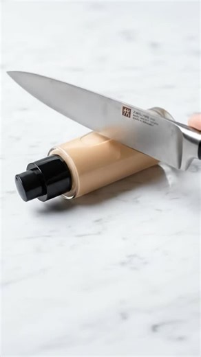 Mastering the art of cutting makeup with AI precision. 💄✨ #AIBeauty #MakeupMagic #CuttingEdge | Beauty Studio