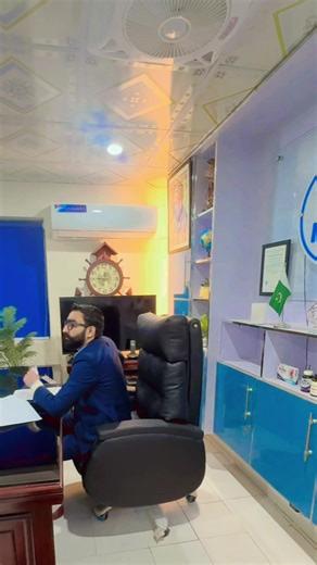 Understanding the Role of Boss in Business Groups