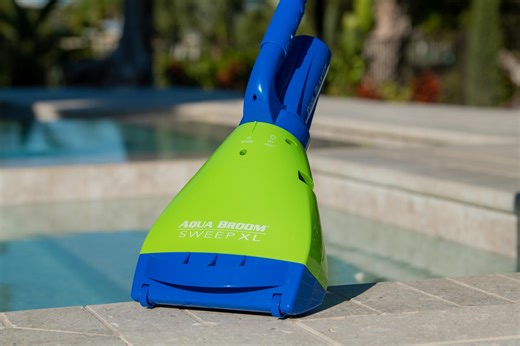 Watch POOL BLASTER Aqua Broom Sweep XL Rechargeable Pool Vacuum on Amazon Live