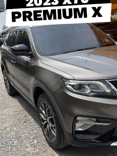 2023 X70 Premium SUV Overview and Full Service Record
