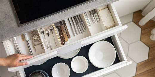 8 Items You Absolutely MUST Toss From Your Kitchen, According to Professional Organizers
