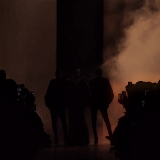 Jessica Miller Shines on Elie Saab FW25 Catwalk