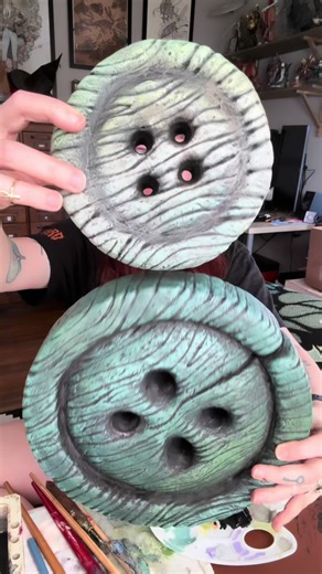 It’s craft time! Y’all, I need some just-for-fun creative time not related to my art biz, and these giant buttons are a perfect escape. I can’t wait to build the rest of this craft faerie ren faire garb. 🧚🏼 Follow along as I document this new OC. Inspired by a tutorial by @𝚝𝚎𝚜𝚜 ⋆˙⟡, here’s how I initially made the base buttons (that I totally did not document, oops): 💐I carved the ridge and holes out of a floral foam disc, 🧽 covered them in modeling foam clay, 🪵 and sculpted extra deep 