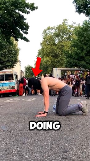 1000 pushups in public as a social experiment 😮 #shorts
