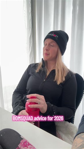 Give it a try and let us know how it goes 🤣🥰 #empoweringwomen #shakeit #workfunny #funplacetowork #boudoirstudio