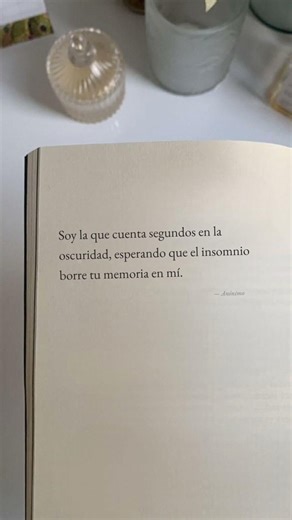 Realidad: Siempre soy quien ama más en las noches sin fin #Shorts