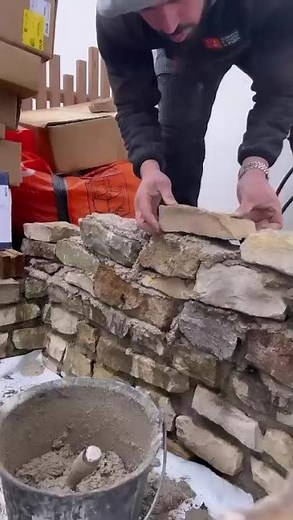 La technique pour monter un muret en pierre naturelle