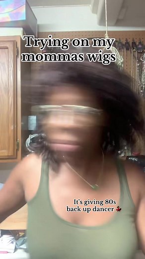 This wig is giving 80s #flashdance 💃🏾 vibes😂 can you see it? 😂 #silly #80shair #dancing #humanhairwig