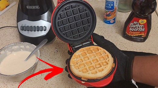 Watch How to use the nostalgia mini waffle maker! on Amazon Live