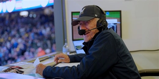 'Ueck' documentary premiere brings out fans' love of Bob Uecker