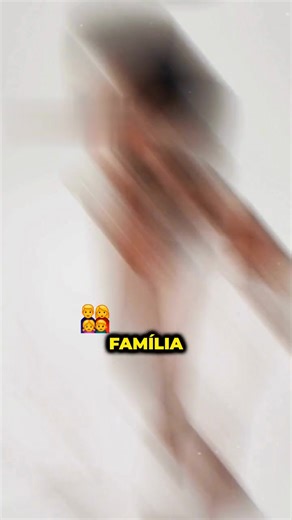 Maria Borges: Rising Star in the Fashion Industry