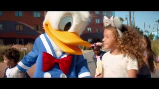 Disney World TV Spot, 'Stay in the Magic: Save 25%'