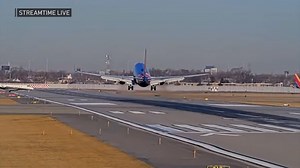 Shocking video shows near miss between Southwest Airlines flight, jet on runway at Midway Airport