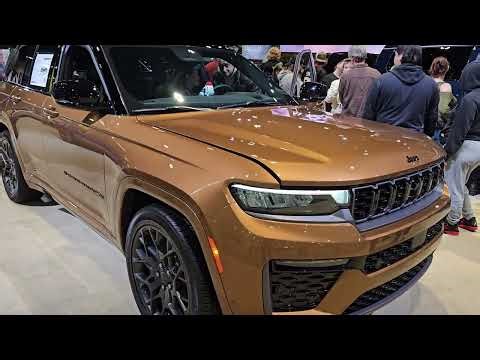 2026 JEEP GRAND CHEROKEE REDESIGN NEW COPPER SHINO GOLD METALLIC CHICAGO AUTO SHOW