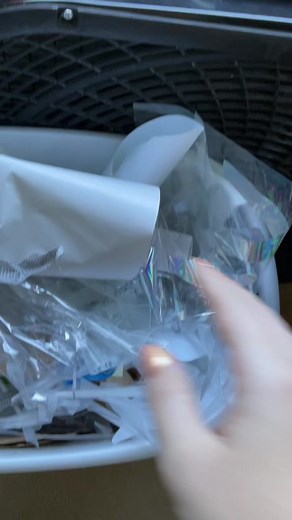 Maybe Im cheap but I was so excited when I found this out #cricut #vinyl #snapmat #scraps