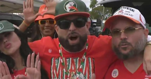 Miami vibes take over Hard Rock as Pitbull, alumni fuel Canes’ title-night energy