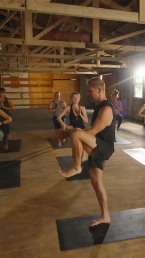 Standing, balancing, core-strengthening REPEAT. Explore the fundamental principle of repetition on this 4 week journey of cultivating the mental and physical foundations to a successful practice! The Fundamentals of Practice program only on Inner Dimension. #yoga #yogabalance #innerdimensionyoga | Inner Dimension