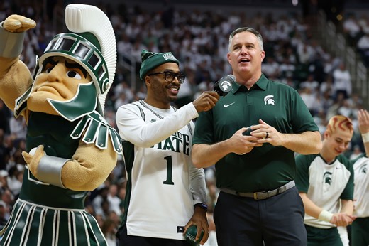 Michigan State loses 40 players to transfer portal after coaching change