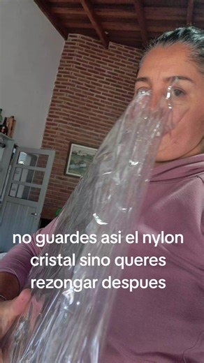 Cómo alisar nylon cristal arrugado antes de empaquetar pedidos