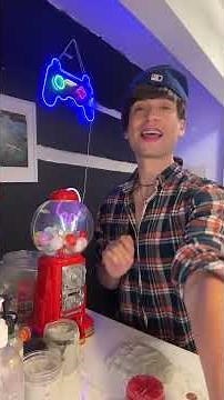 Ur in elementary school playing the cool carnival games