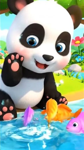 BABY PANDA PLAYING WITH FISH 🐠🐟.#cutepanda #fish
