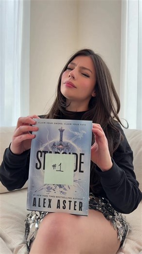 Preorder STORMSIDE anywhere now to get the first printing edges!! #stormside #starside #booktok #books #alexaster