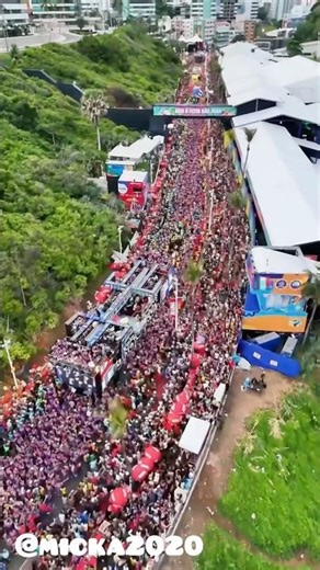 Na bahia é carnaval o ano inteiro
