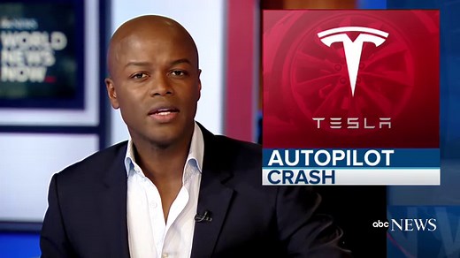 Tesla on Autopilot crashes into parked police car