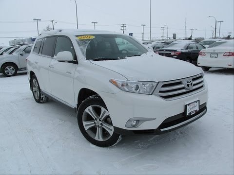 2011 Toyota Highlander Limited 4WD Start up, Walkaround and In depth Tour