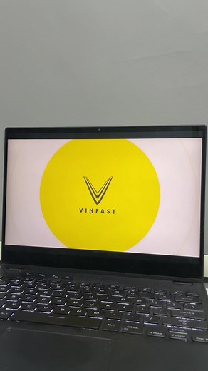 Slide Powerpoint Vinfast VF3 Tutorial